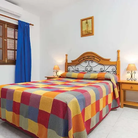 Amazing In Puerto Del Carmen With Wifi, Swimming Pool And 2 Bedrooms *